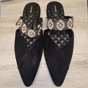 Wore them to wedding, time to reposh and try something else.